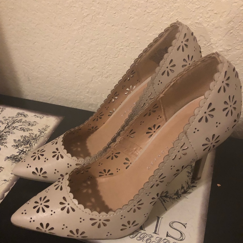 LC Lauren Conrad Heels